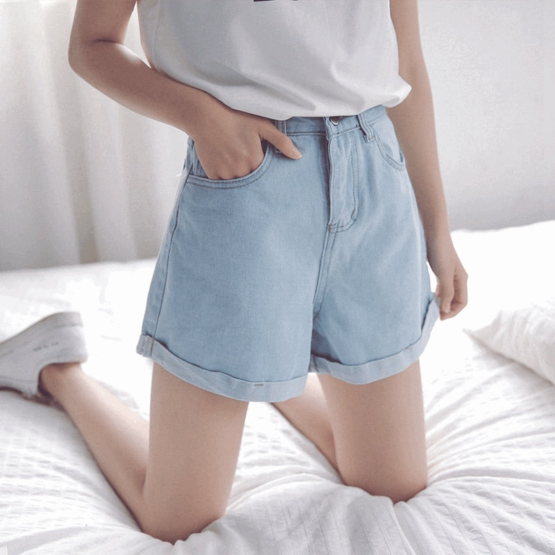 Bull-puncher knickers female Korean style preppy style summer holes loose edge wide-legged jeans hot pants fashion denim shorts